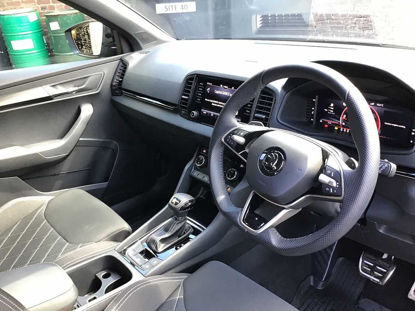 SKODA Karoq 1.5 TSI Sportline 5dr DSG