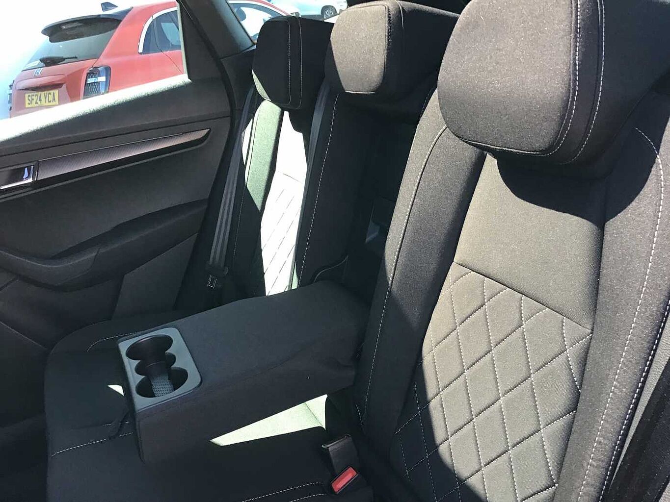 SKODA Karoq 1.5 TSI Sportline 5dr DSG